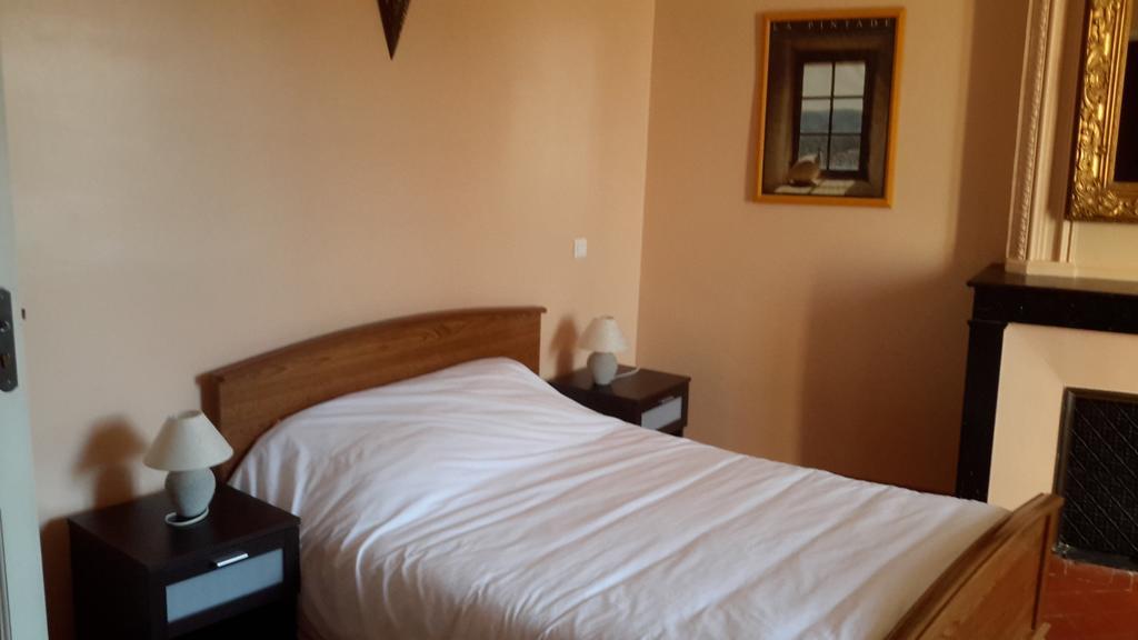 Auberge Le Bistrot De Lussan Lussan  Pokój zdjęcie